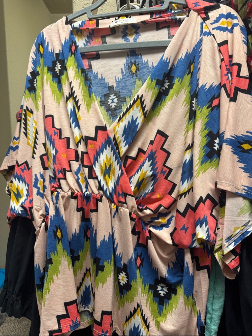NWOT BomBom Pink Aztec Wrap-Style Top w/Blue & Green Print SZ XL length 28”